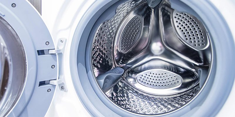 دیگ لباسشویی از علت های صدای ماشین لباسشویی حین آبگیری