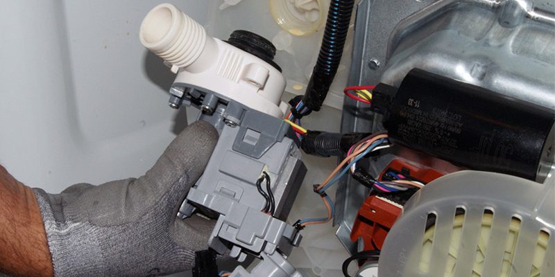 تعویض پمپ تخلیه ماشین لباسشویی